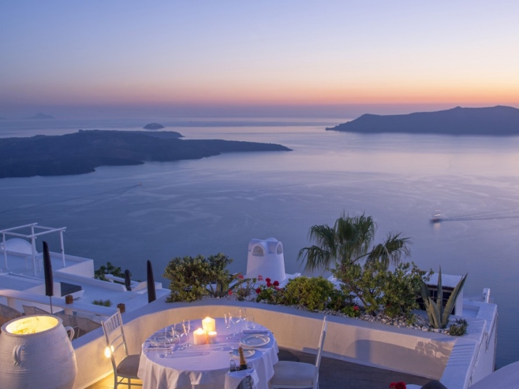 Mill House Studios and Suites Santorini design boutique hotel best