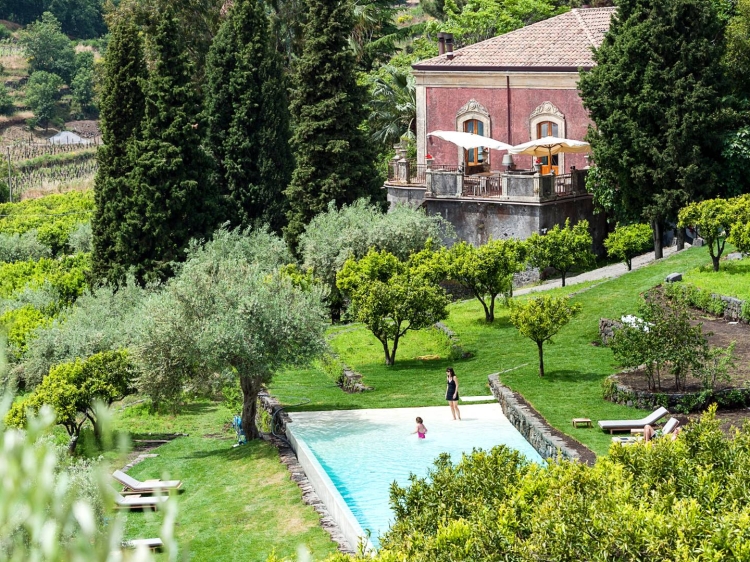 Monaci delle Terre Nere sicily best romantic luxus hotel