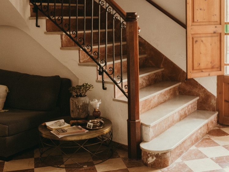 Garten des Hotels Casa Mona. Familienurlaub. Yoga und Wellness-Retreat. Unterkunft in Mallorca, Dorf Llubí. 