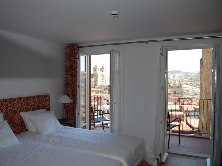 Casa dos Caldeireiros best boutique apartments in the center of Porto