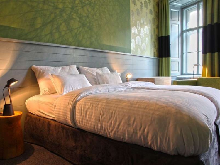 Saint Shermin bed, breakfast and champagne hotel viena