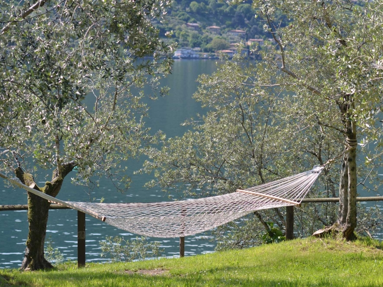 Castello Oldofredi Hotel Monte Isola b&b romantic best