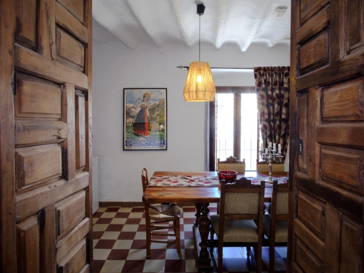 best boutique hotel Almohalla 51 in Archidona Malaga small and good for yoga
