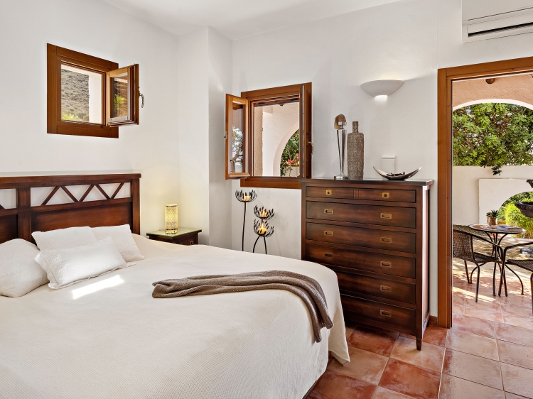 Quarto duplo no Cortijo El Sarmiento. Férias em Mojacar, Almeria. Alojamento com piscina na Andaluzia. 
