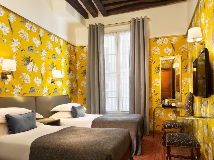Twin room