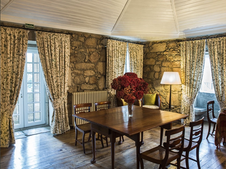 Casa de Santo António de Britiande hotel b&b lamego douro