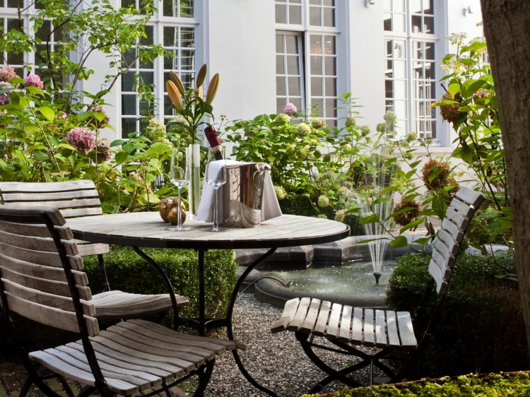 Hotel De Witte Lelie Antwerp boutique romantic small hotel b&b