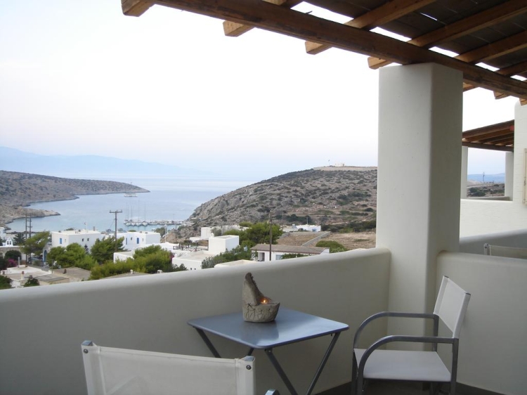 Speires Charming Bed and Breakfast Sea View Iraklia island Small Cyclades Greece