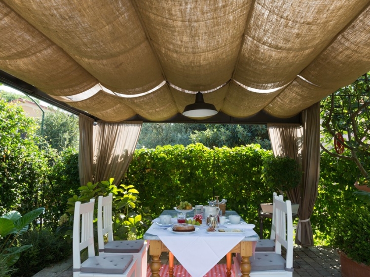 Villa i Poggioli Bocca di magra hotels / Liguria / Italy Hotel