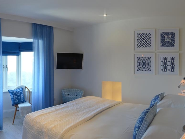Trevose Harbor House Beautiful Room