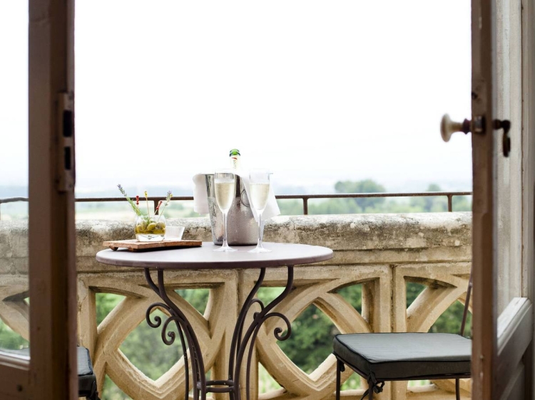 Château Les Carrasses is a boutique luxury retreat in Quarante, Occitanie, offering stylish rooms and self-catering apartments for rent.