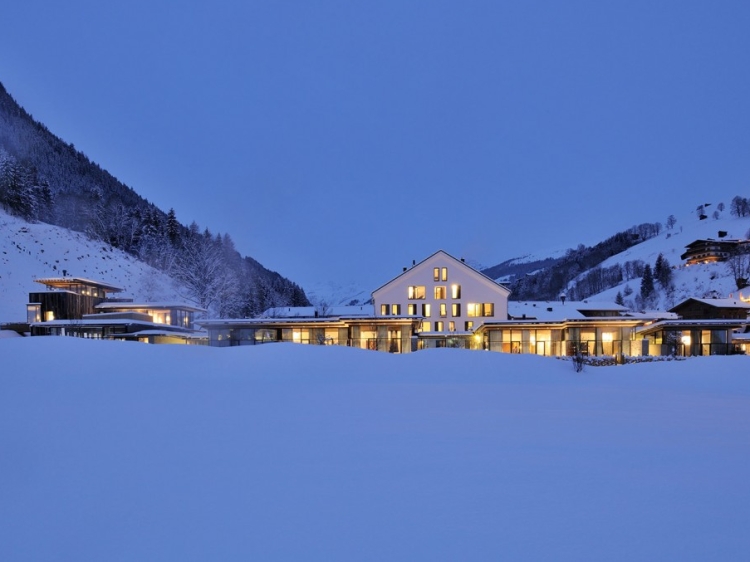 Hotel Wiesergut Hinterglemm boutique Hotel Wiesergut DESIGNHOTEL Saalbach-HINTERGLEMM with swimming pool and spa luxury and romantic