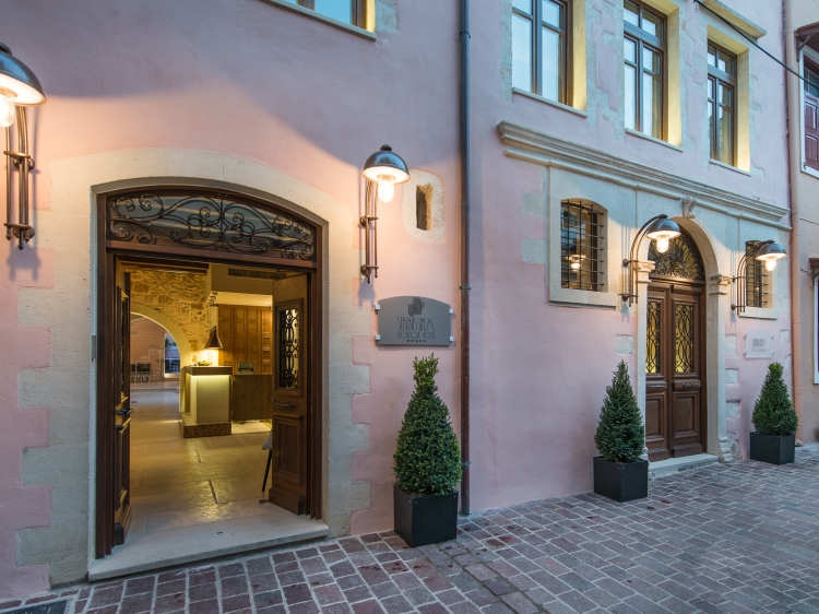 ENTRANCE Serenissima Boutique Hotel luxury hotel in chania crete