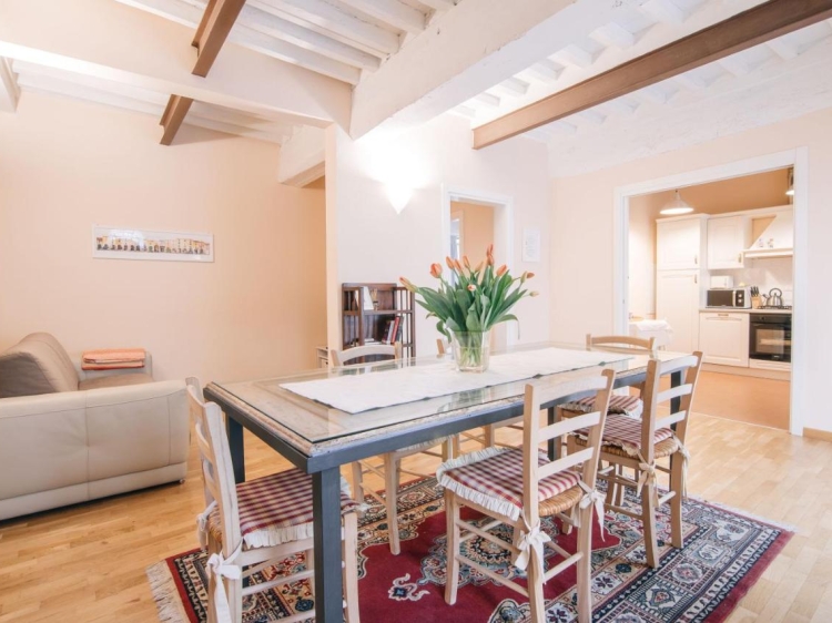 Il borgo degli agrumi HOTEL APARTMENTS BOUTIQUE IN UZZANO TUSCANY