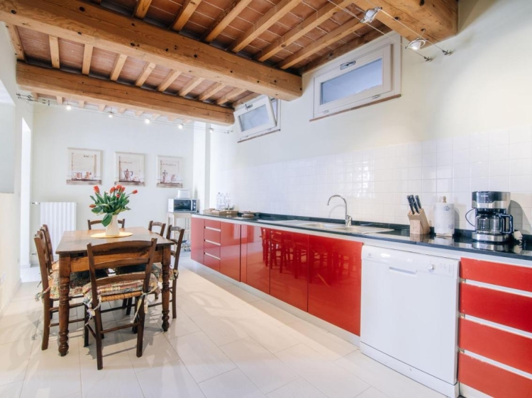 Il borgo degli agrumi HOTEL APARTMENTS BOUTIQUE IN UZZANO TUSCANY