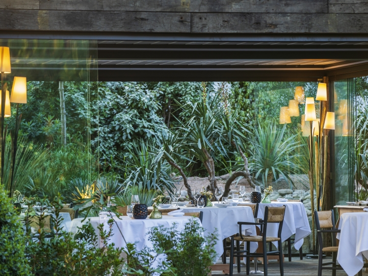 Grand Hôtel de Cala Rossa & Spa Luxury romantic lodging in Corsica