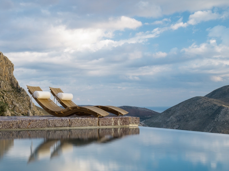 Tainaron Blue best hotel in greece at island
