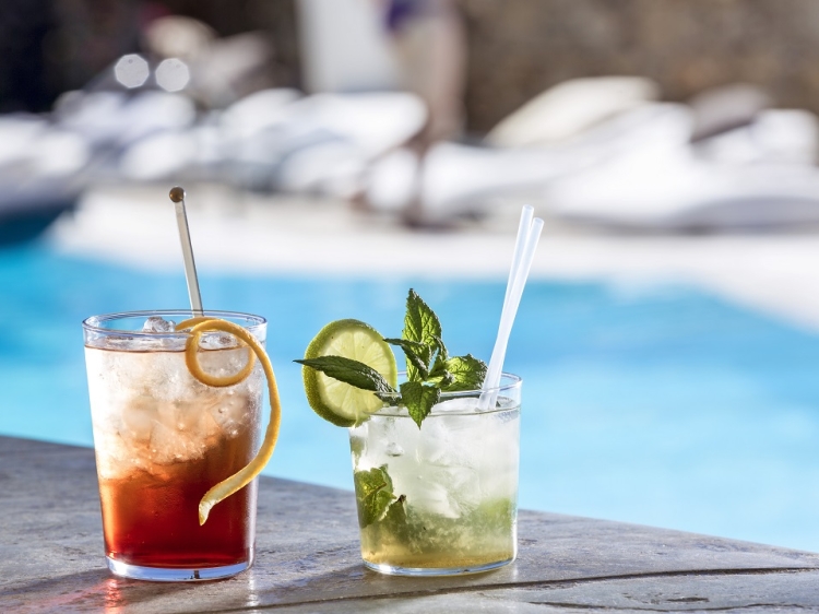 Cooktail at Ostraco Hotel & Suites mykonos hotel boutique luxus best
