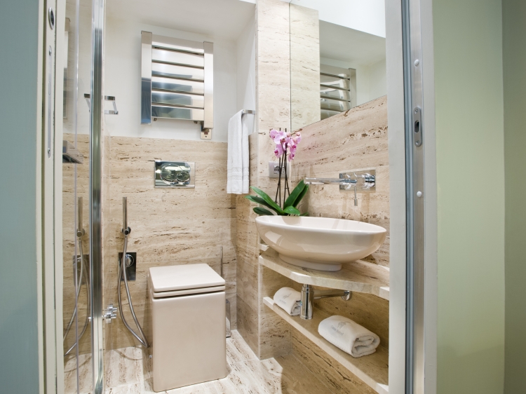 Casa Montani Luxury Holiday apartment in central Rome Italy