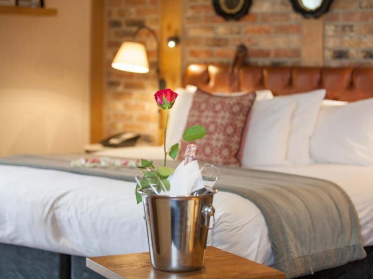 Hotel Indigo York romantic getaway