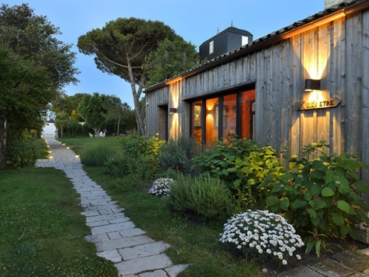 La Baronnie Hotel & Spa Saint-Martin-de-Ré romantic atmosphere 