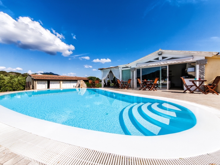 Pool Cento Ulivi Room&Breakfast best charming hotel in Sardegna