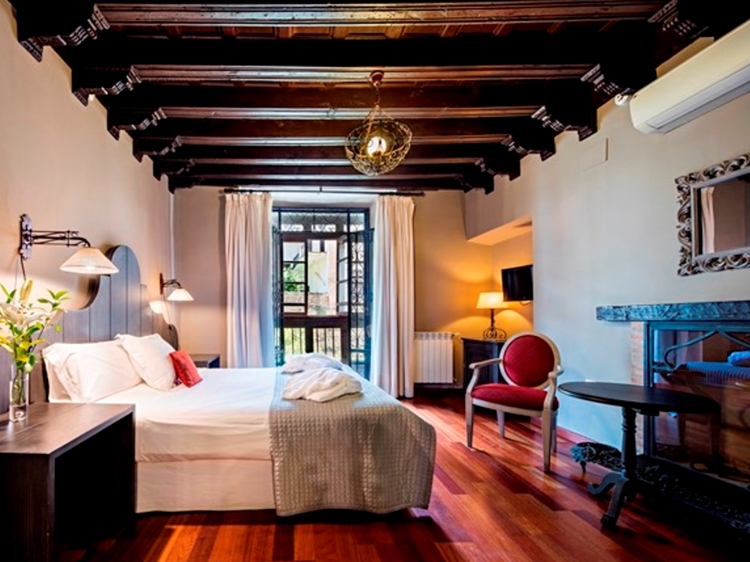 Deluxe Room Alhambra Views