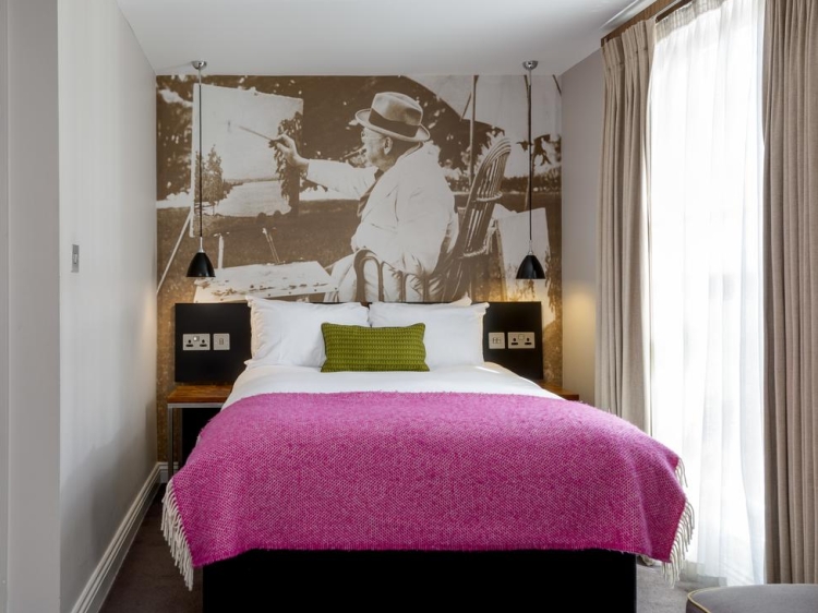 The Churchill Hotel