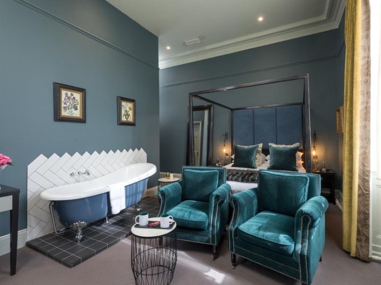 The Churchill Hotel