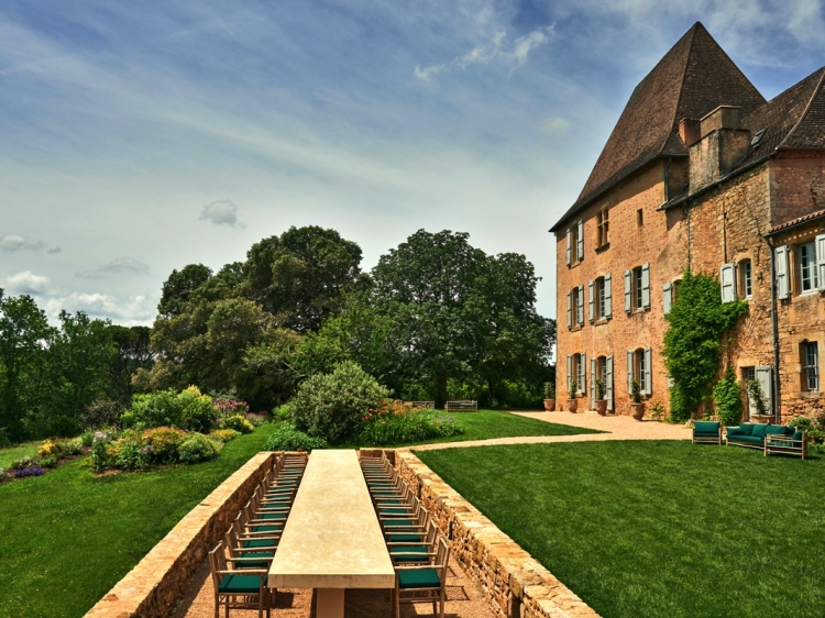 Stay at Chateau La Bourlie Urval Dordogne France hotel lodging boutique best cheap luxury unique trendy cool small