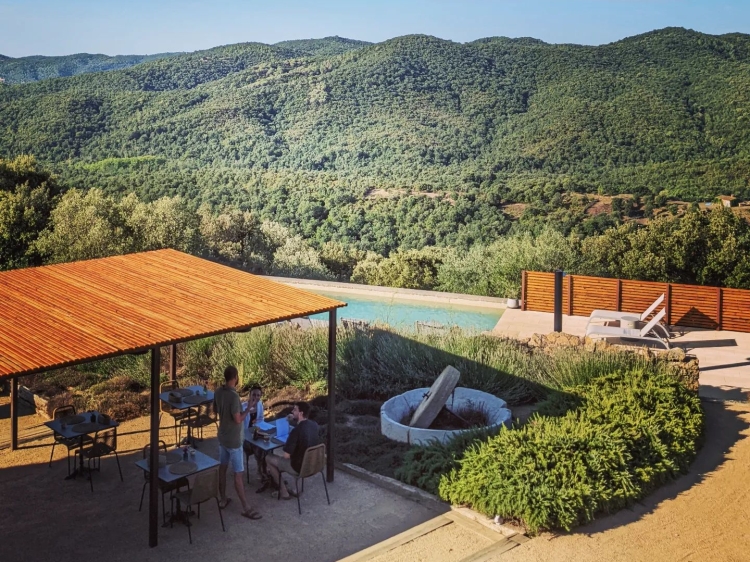 Restaurant terrace Mas Oms hotel Girona Csota brava