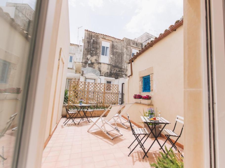 Esplanada no hotel Dimore delle Zagare Ortigia Siracusa, Sicília