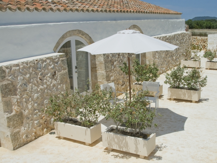Terrace of the double twin superior. Binigaus Vell. Menorca. Secret places.