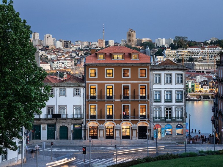 Exmo. Hotel is the best luxury romantic loding  in Porto