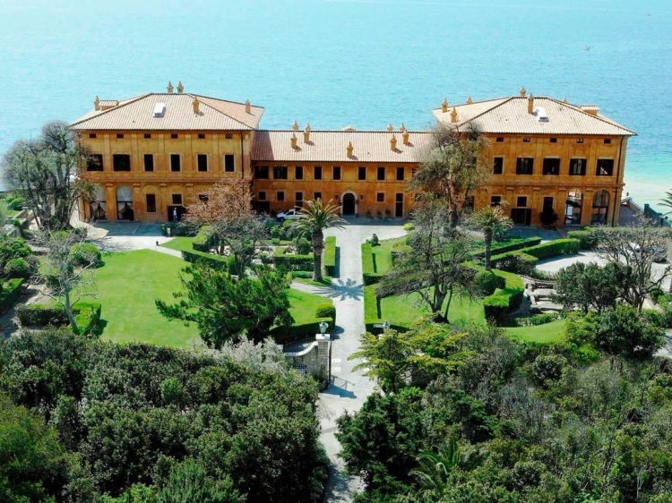 La Posta Vecchia hotel luxury best coast italy rome