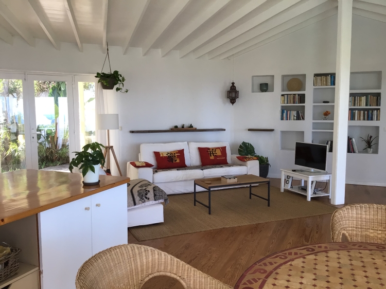 An open plan living area full of soul…Bellamare.Canarias.Secretplaces 