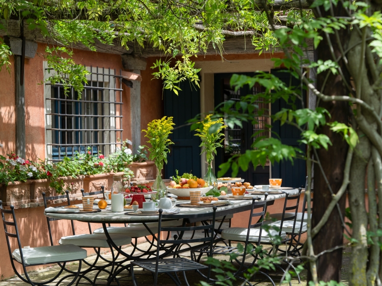 Villa Vetrichina Tuscany