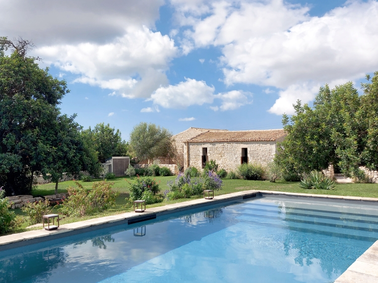 Pool Lanzagallo Secret Places