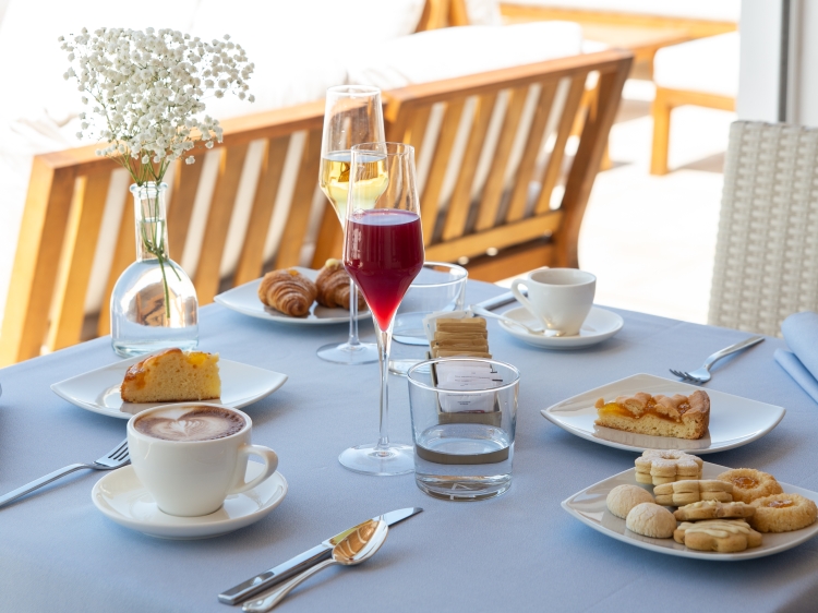 Rooftop breakfast