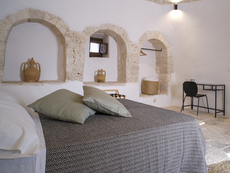 ONE OF THE DOUBLE BEDROOM