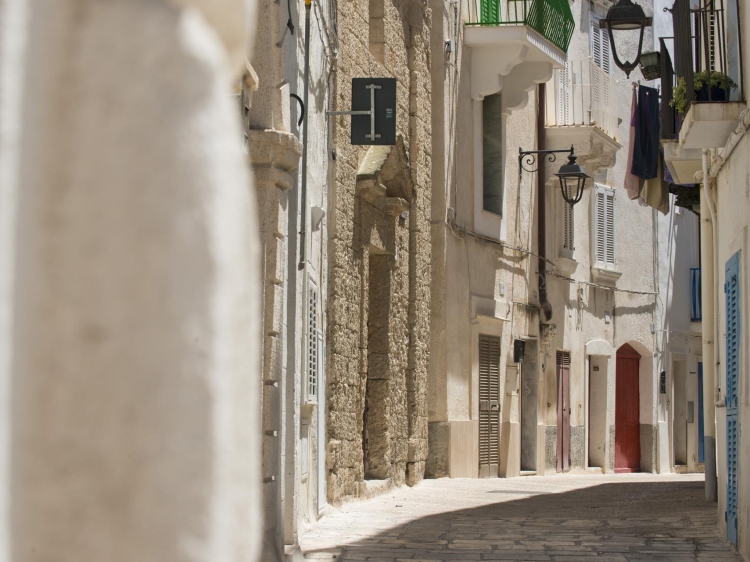 Santa Maria 24 best apartments front sea in Monopoli chip and chic