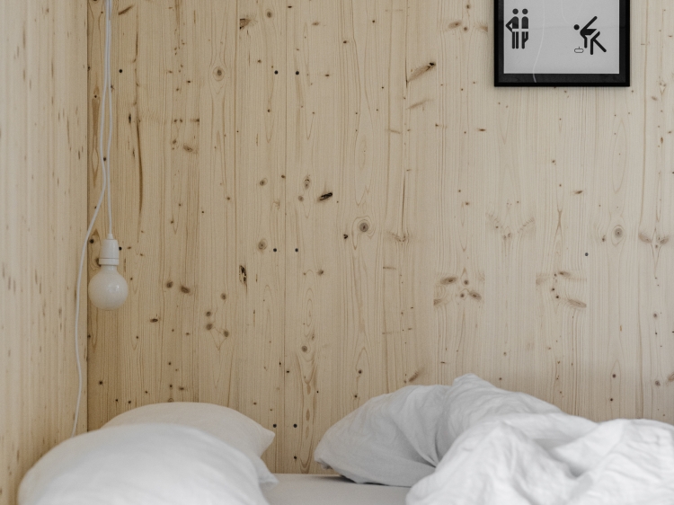 Bed K06