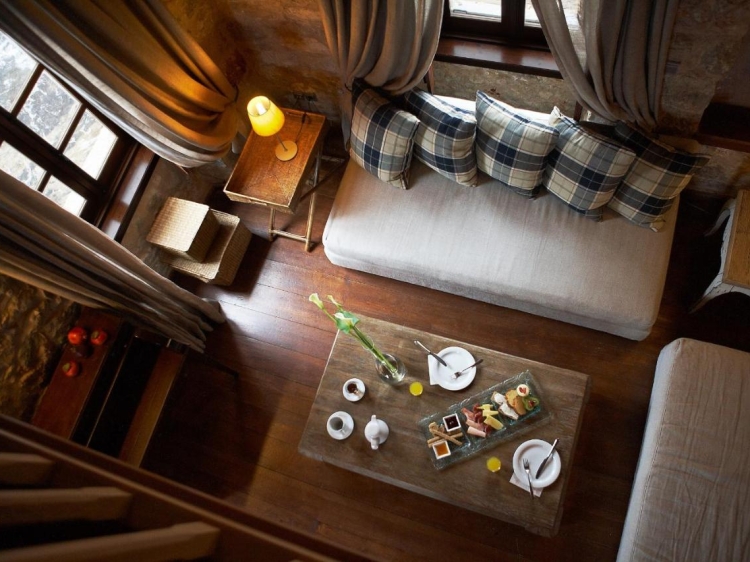 Kyrimai Hotel best luxury romantic hotel on the sea in Mani