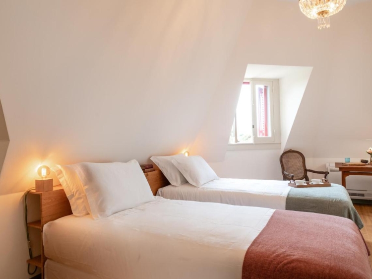 Chalet Ficalho best romantic b&b in the center of Cascais near the beach