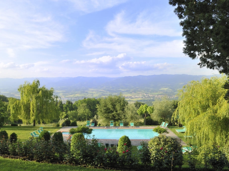 Villa Campestri Olive Oil Resort romantic best Hotel in tuscany