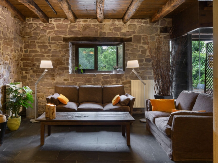 Living room and reading on the noble floor. navarra