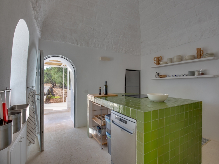 la lamia secretplaces new photos
