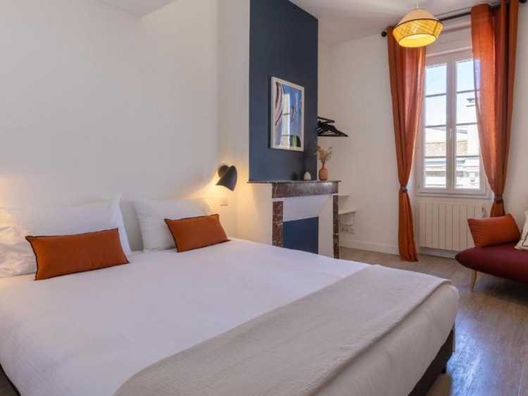 Les Séraphines Bordeaux small boutique b&b 