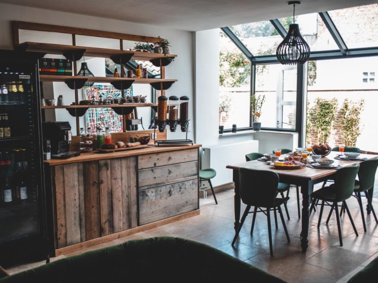 Breakfast parlour at Absolute Bruges boutique hotel