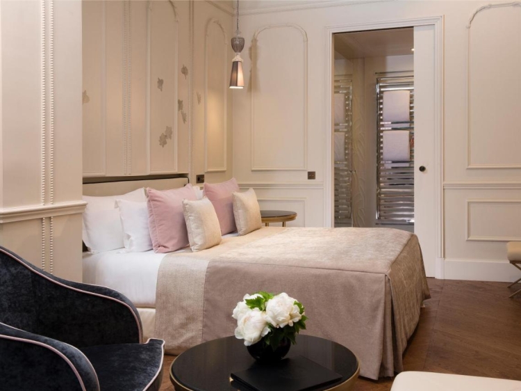 Le Narcisse Blanc Hôtel & Spa boutique hotel Paris